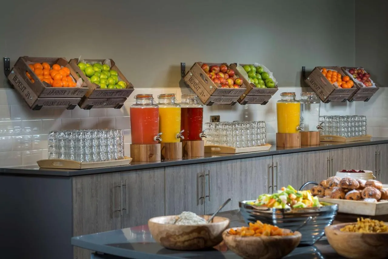 ****  Radisson Hotel And Conference Centre London Heathrow Hillingdon United Kingdom