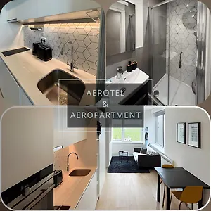 Aeropartment & Aerotel, London Heathrow Airport, Terminal 4, Ev Stations & Cheap Parking On Site! Apartment